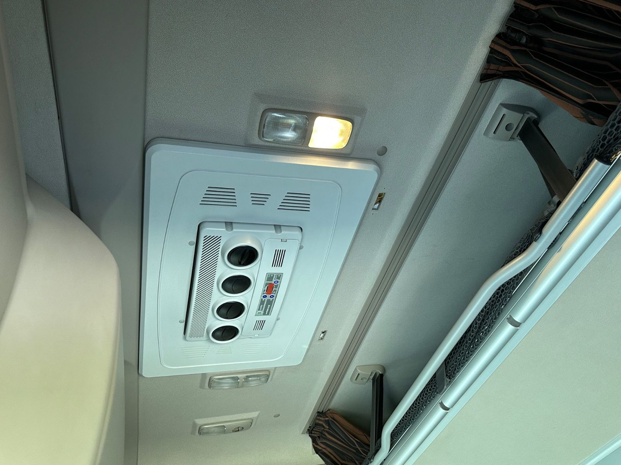 Tractor unit DAF XF 530 SSC Standklima Leder ALU Vollluft: picture 10