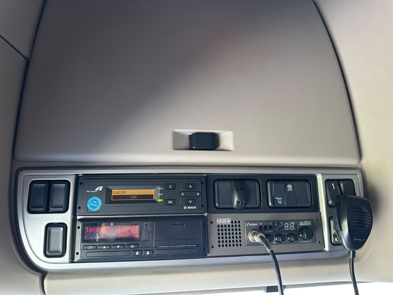 Tractor unit DAF XF 530 SSC Standklima Leder ALU Vollluft: picture 13