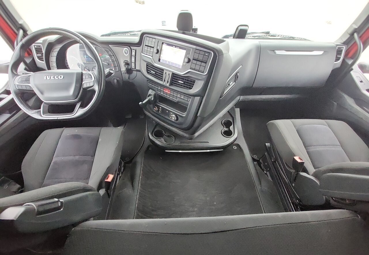 IVECO S-Way 570 - Tractor unit: picture 5 IVECO S-Way 570 - Tractor unit: picture 5