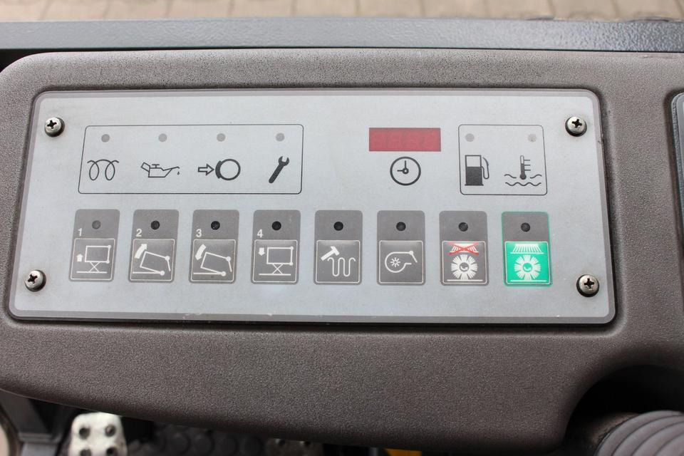 Leasing of  Hako Sweepmaster D1500RH Diesel UVV✅ Hako Sweepmaster D1500RH Diesel UVV✅: picture 18 Leasing of  Hako Sweepmaster D1500RH Diesel UVV✅ Hako Sweepmaster D1500RH Diesel UVV✅: picture 18