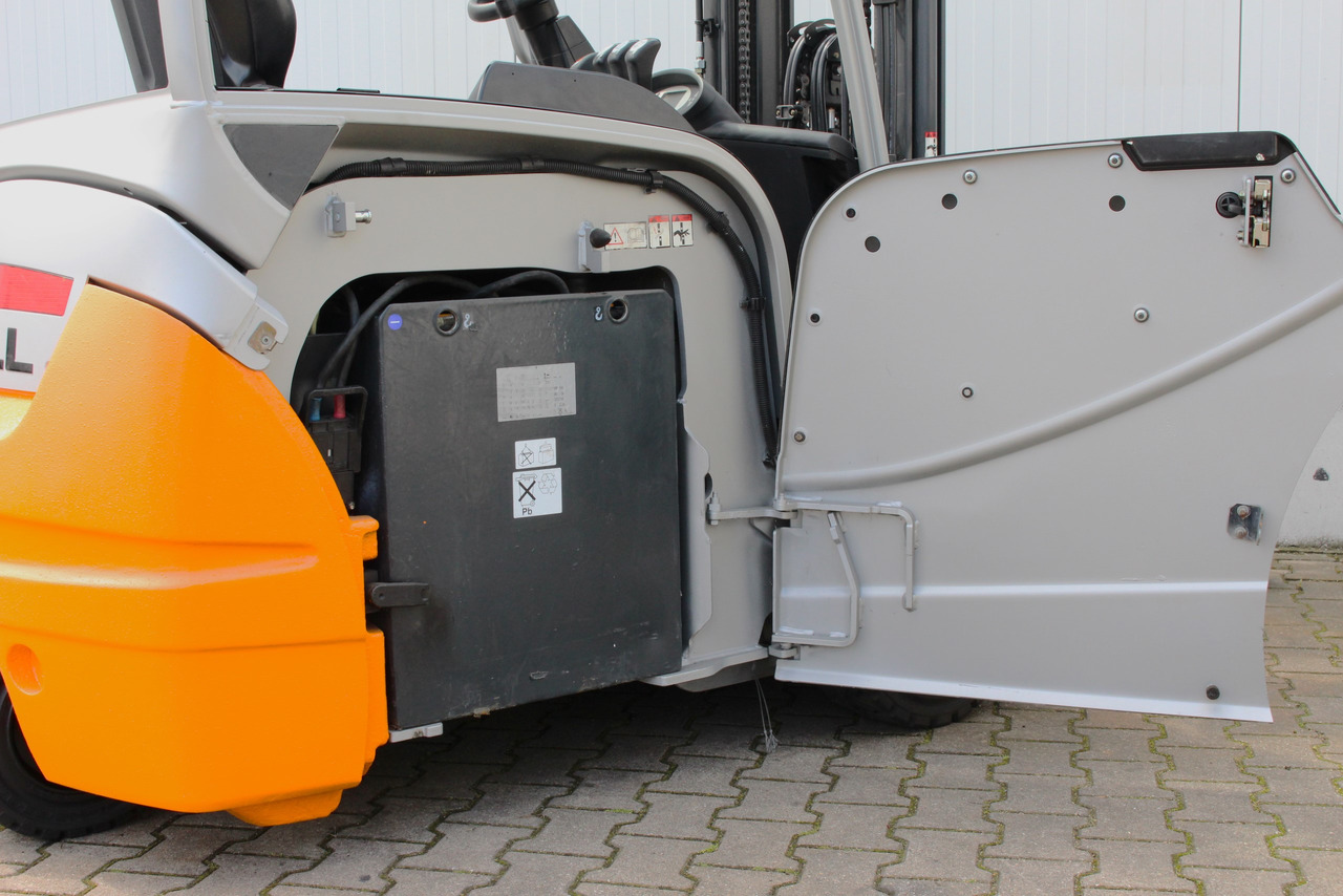 Electric forklift STILL RX20-18 Triplex Zinkenversteller: picture 25 Electric forklift STILL RX20-18 Triplex Zinkenversteller: picture 25