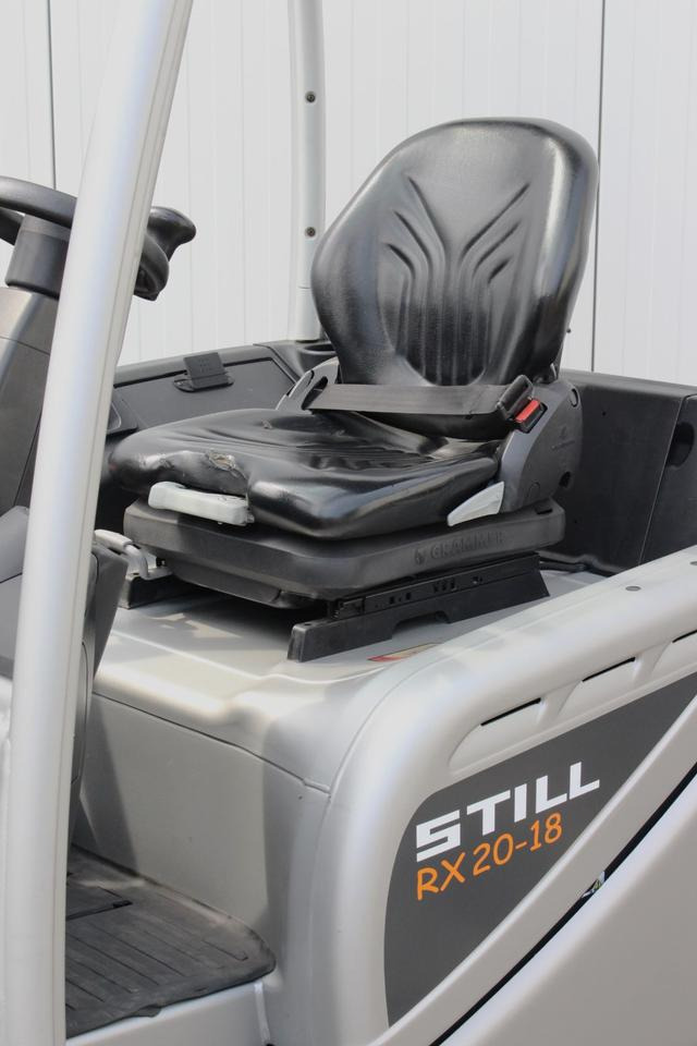 Electric forklift STILL RX20-18 Triplex Zinkenversteller: picture 12 Electric forklift STILL RX20-18 Triplex Zinkenversteller: picture 12