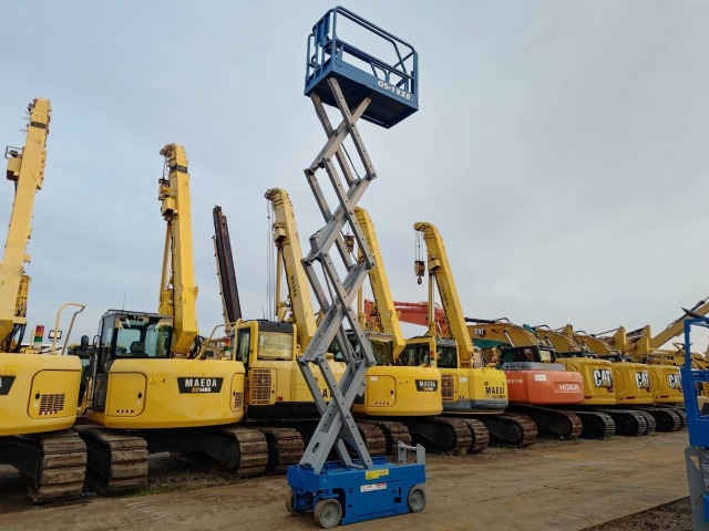 Scissor lift GENIE GS-1930: picture 13 Scissor lift GENIE GS-1930: picture 13