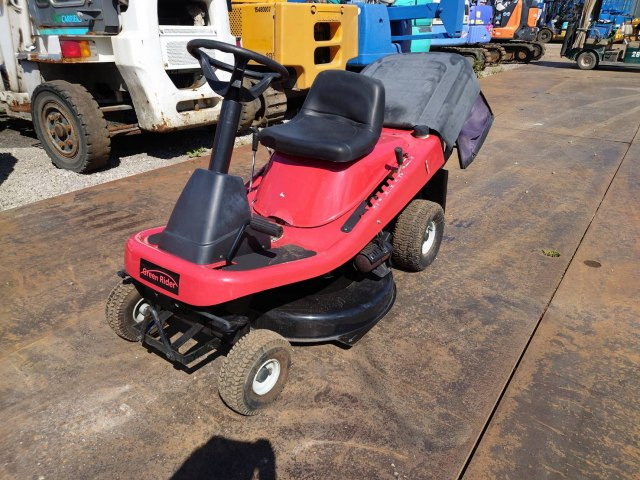GREEN RIDER GRASS CUTTER - Garden mower: picture 1 GREEN RIDER GRASS CUTTER - Garden mower: picture 1