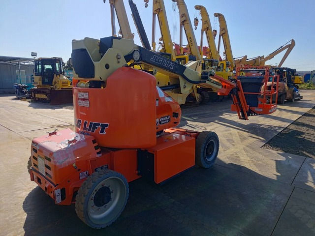 JLG M400AJPN - Articulated boom: picture 5 JLG M400AJPN - Articulated boom: picture 5