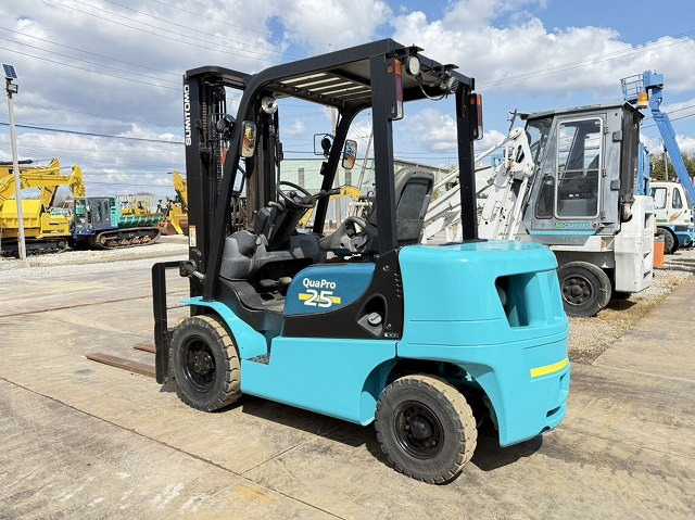 SUMITOMO 11FD25PAXⅢ24D - Forklift: picture 3 SUMITOMO 11FD25PAXⅢ24D - Forklift: picture 3
