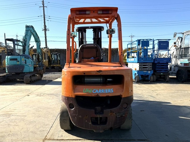 UNICARRIERS FD30T5 - Forklift: picture 4 UNICARRIERS FD30T5 - Forklift: picture 4