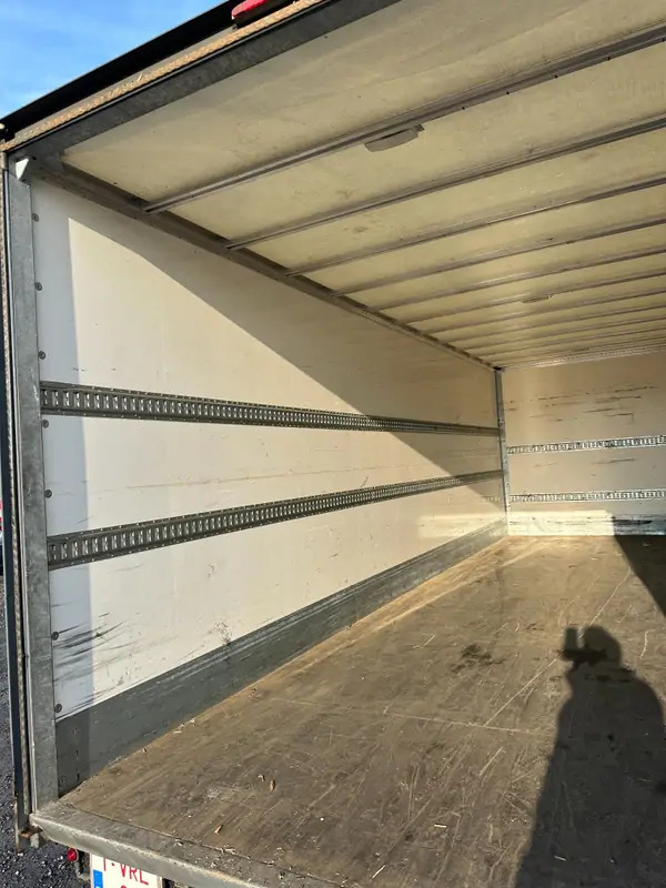 Box truck Iveco ML120E280 *Hayon 2000 kg*280 CV*caisse 7m8: picture 16