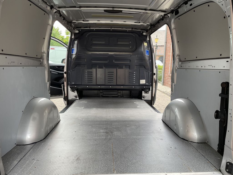 Leasing of Mercedes-Benz Vito 114 CDI 136pk E6 Automaat Lang Lease €381 p/m, Airco, Navi+Camera, PDC V+A, 18 inch LMV, 2 schuifdeuren, Onderhoudshistorie aanwezig Mercedes-Benz Vito 114 CDI 136pk E6 Automaat Lang Lease €381 p/m, Airco, Navi+Camera, PDC V+A, 18 inch LMV, 2 schuifdeuren, Onderhoudshistorie aanwezig: picture 19