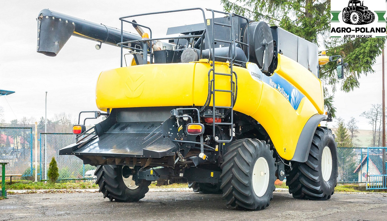 NEW HOLLAND CR 9060 - 2008 - 2554 h + HEDER 6,09 M - Combine harvester: picture 4 NEW HOLLAND CR 9060 - 2008 - 2554 h + HEDER 6,09 M - Combine harvester: picture 4