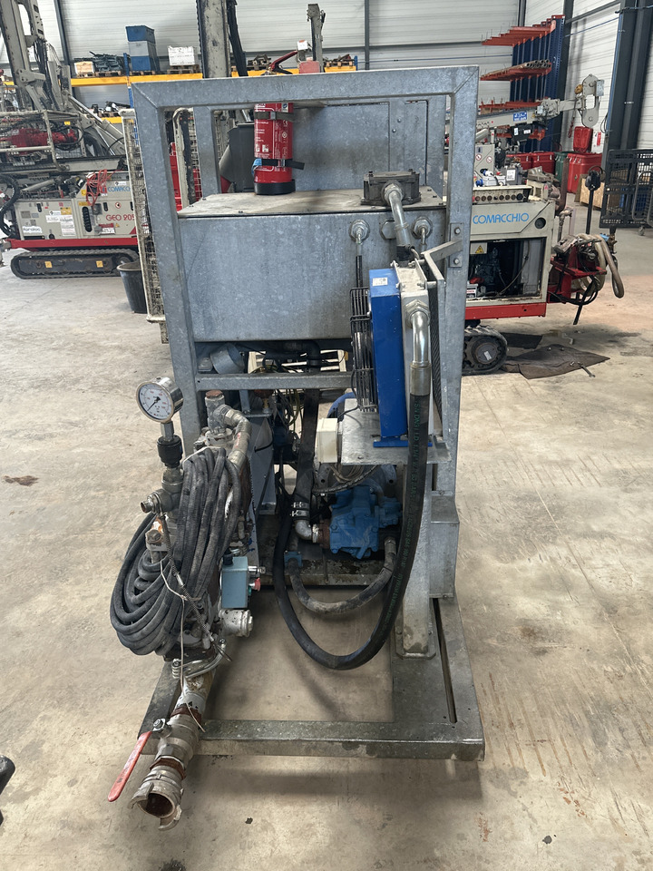 Metax Presse d’injection IM90 - Water pump: picture 4 Metax Presse d’injection IM90 - Water pump: picture 4