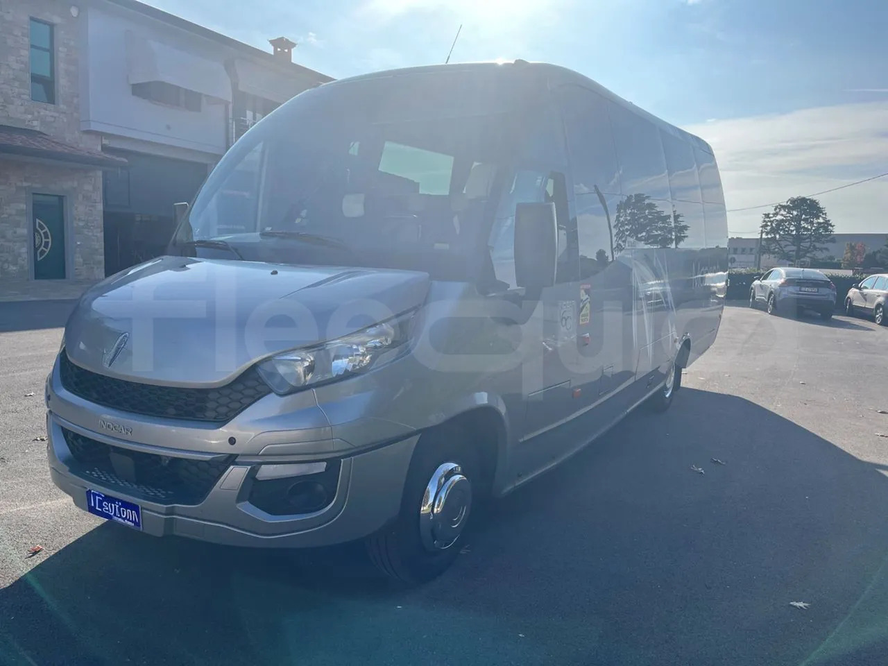 Indcar Wing - Coach: picture 4 Indcar Wing - Coach: picture 4