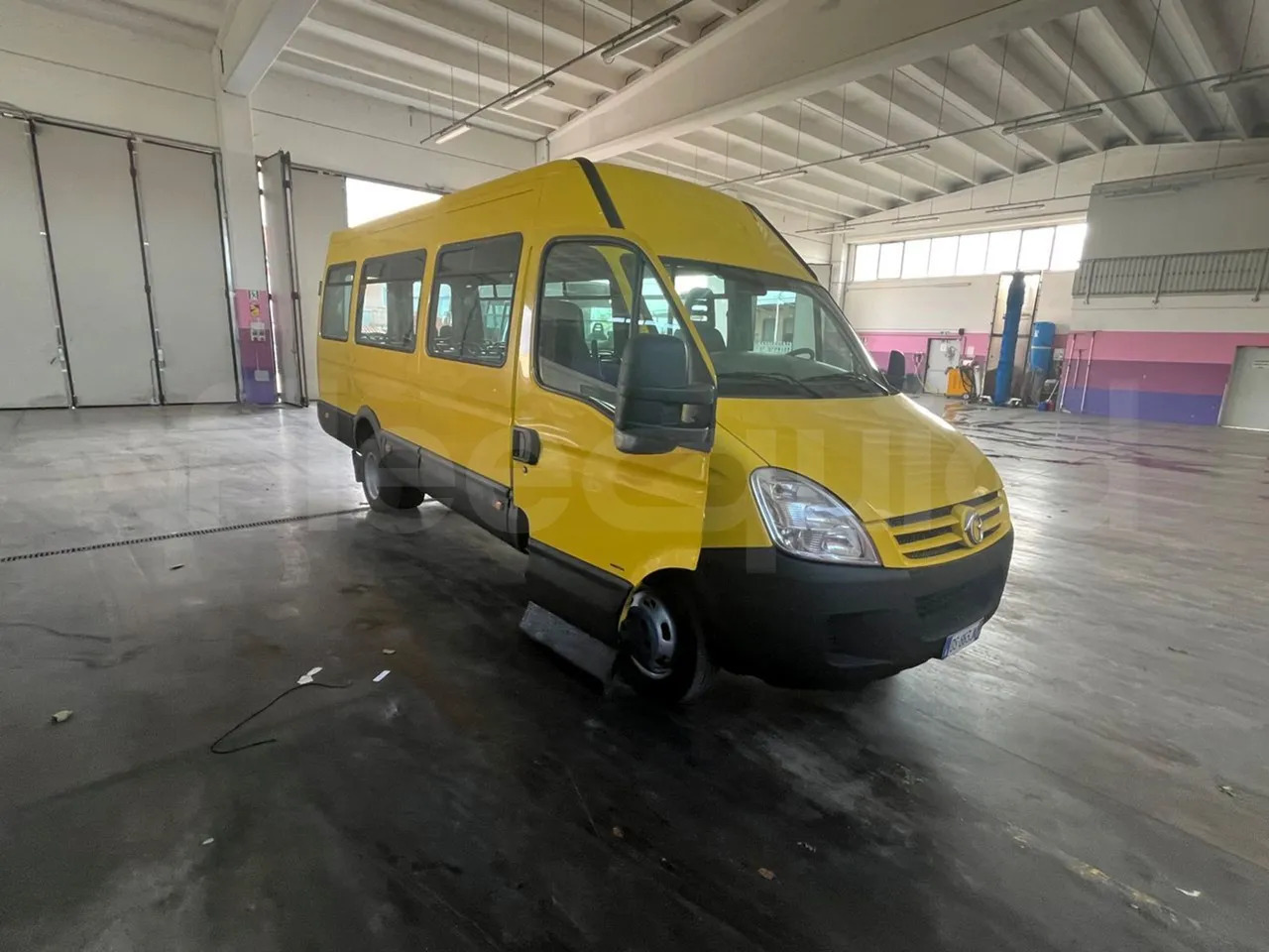 Leasing of  Iveco A50 Iveco A50: picture 10