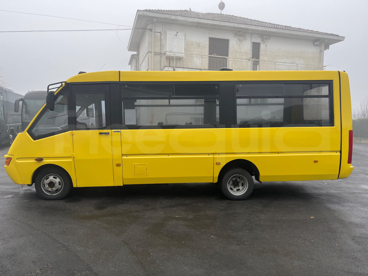 School bus Iveco Cacciamali: picture 8
