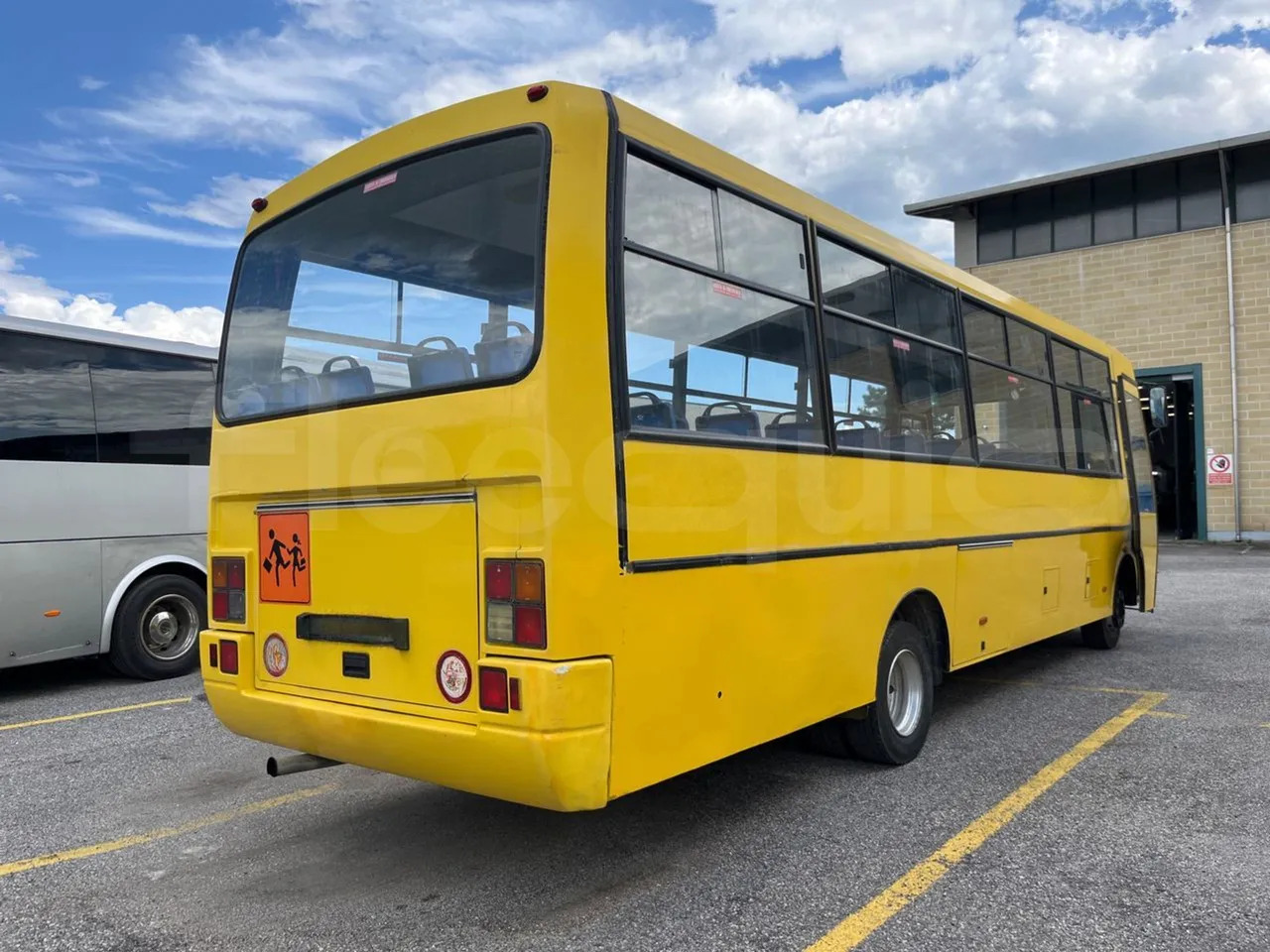 School bus Iveco Cacciamali: picture 10