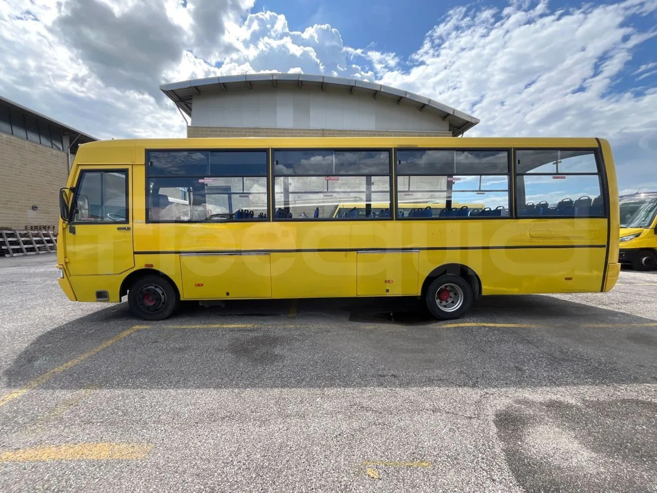 School bus Iveco Cacciamali: picture 6