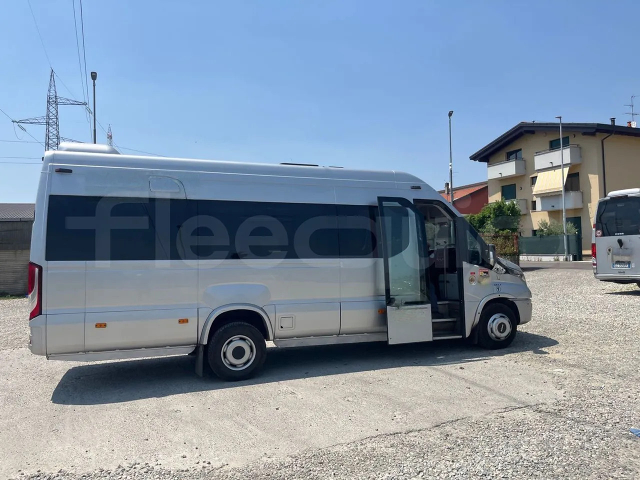 Minibus, Passenger van Iveco Daily: picture 9