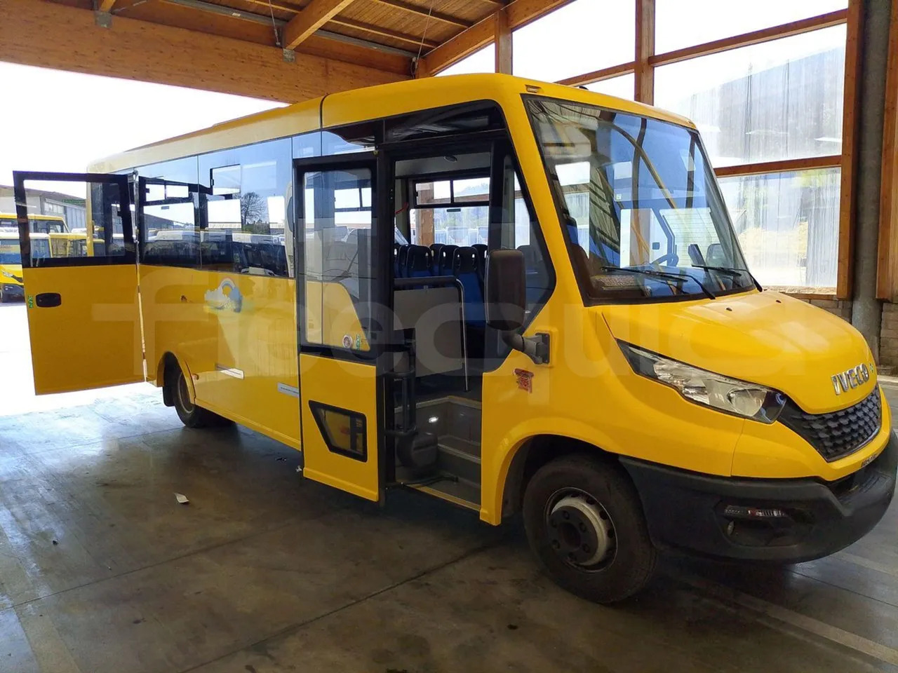 Leasing of Iveco Indcar Iveco Indcar: picture 12 Leasing of Iveco Indcar Iveco Indcar: picture 12