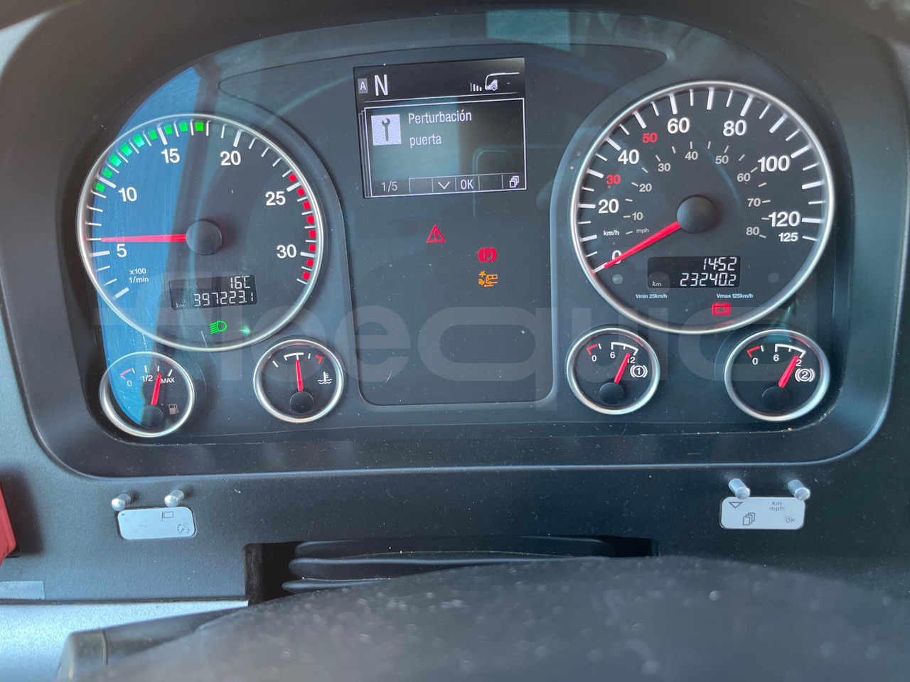 Man Lion's Coach - Coach: picture 3 Man Lion's Coach - Coach: picture 3