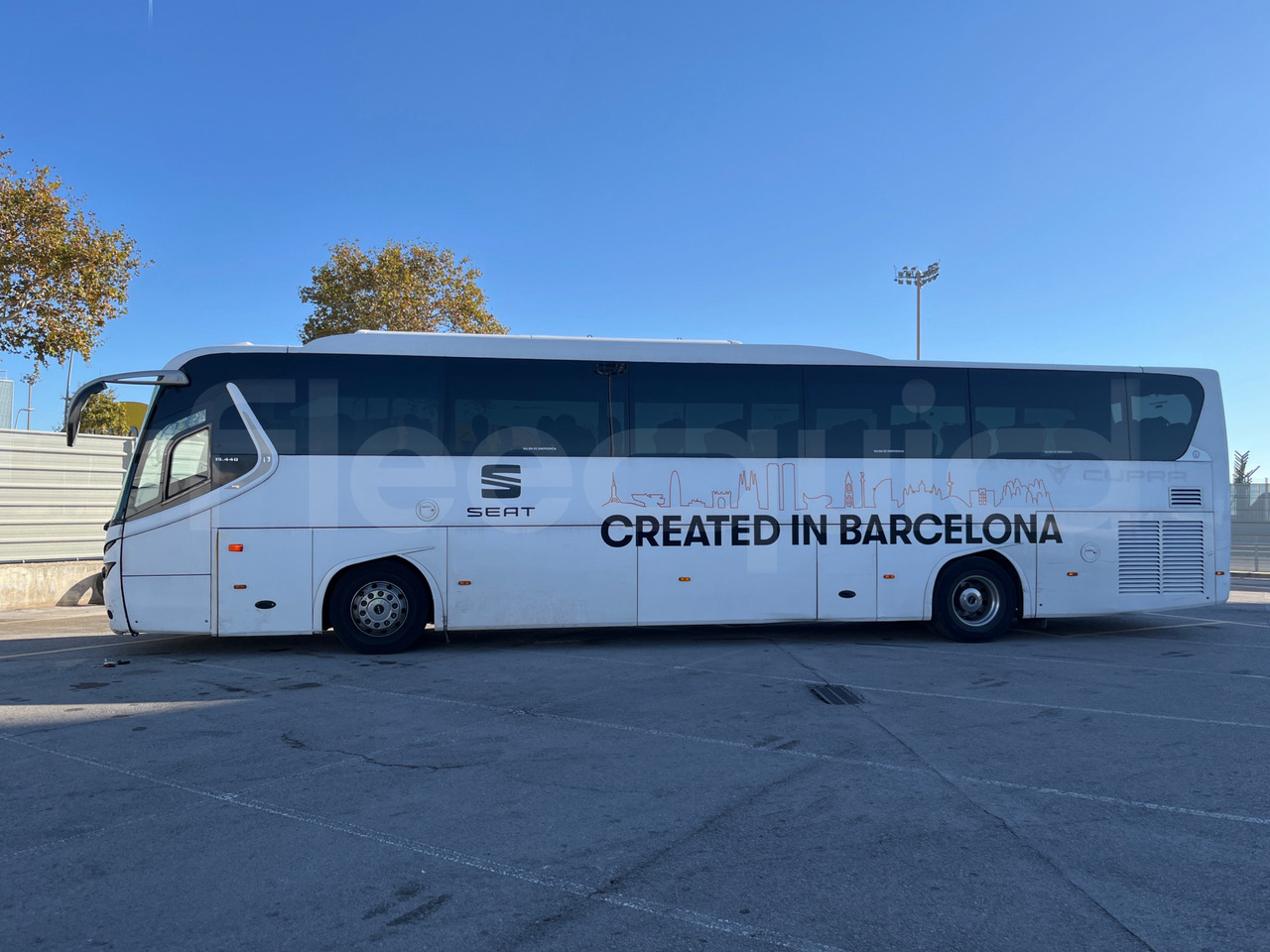 Man Noge - Coach: picture 5 Man Noge - Coach: picture 5