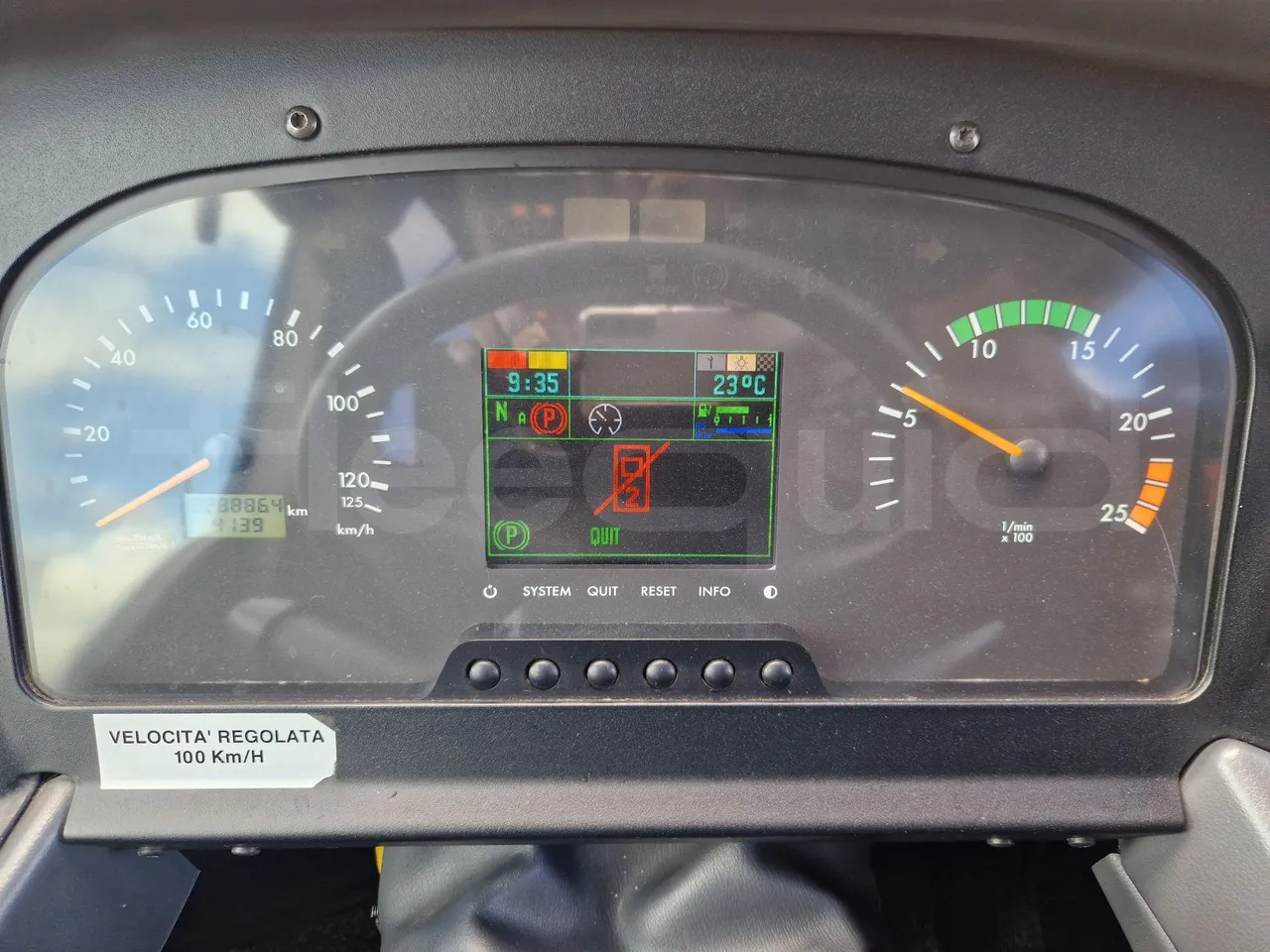 Mercedes-Benz Tourismo - Coach: picture 3 Mercedes-Benz Tourismo - Coach: picture 3