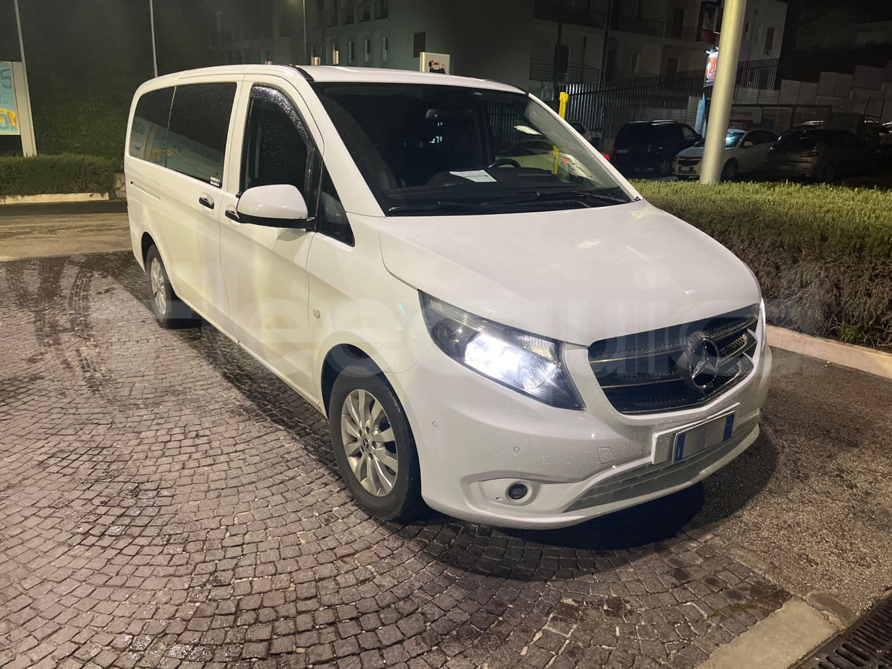 Mercedes-Benz Vito Tourer - Minibus, Passenger van: picture 1 Mercedes-Benz Vito Tourer - Minibus, Passenger van: picture 1