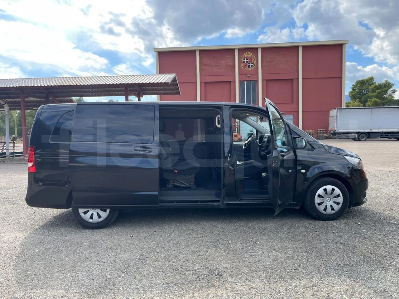 Leasing of  Mercedes-Benz Vito Tourer Mercedes-Benz Vito Tourer: picture 13