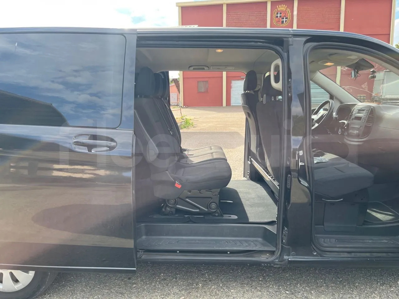 Leasing of  Mercedes-Benz Vito Tourer Mercedes-Benz Vito Tourer: picture 15