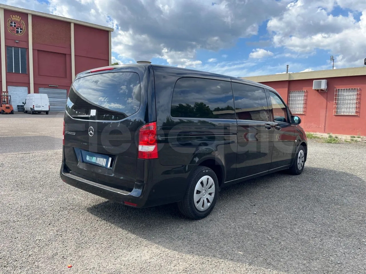 Leasing of  Mercedes-Benz Vito Tourer Mercedes-Benz Vito Tourer: picture 10