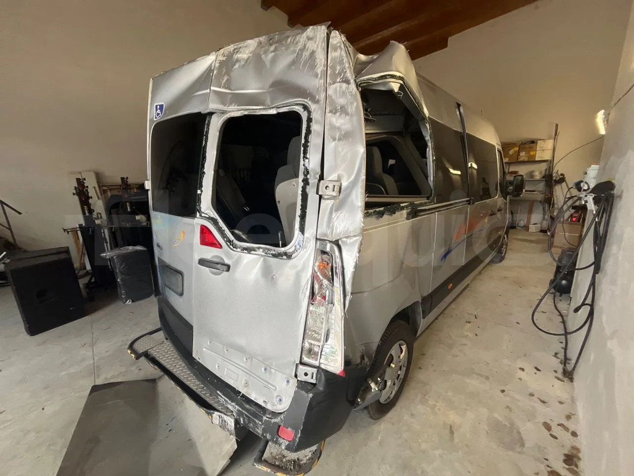 Suburban bus Opel Movano: picture 9 Suburban bus Opel Movano: picture 9