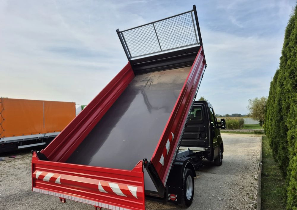 Iveco 35C18 3.0 180KM - Tipper van: picture 3 Iveco 35C18 3.0 180KM - Tipper van: picture 3