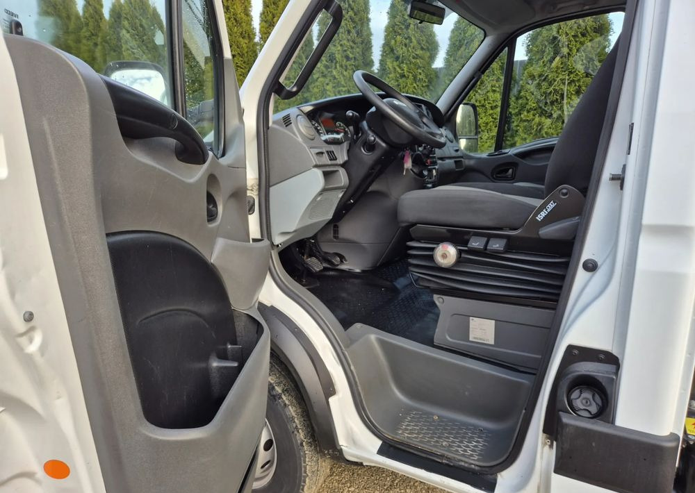 Iveco 70c17 3.0 170KM/ Wywrotka 3-str/ - Tipper van: picture 5 Iveco 70c17 3.0 170KM/ Wywrotka 3-str/ - Tipper van: picture 5