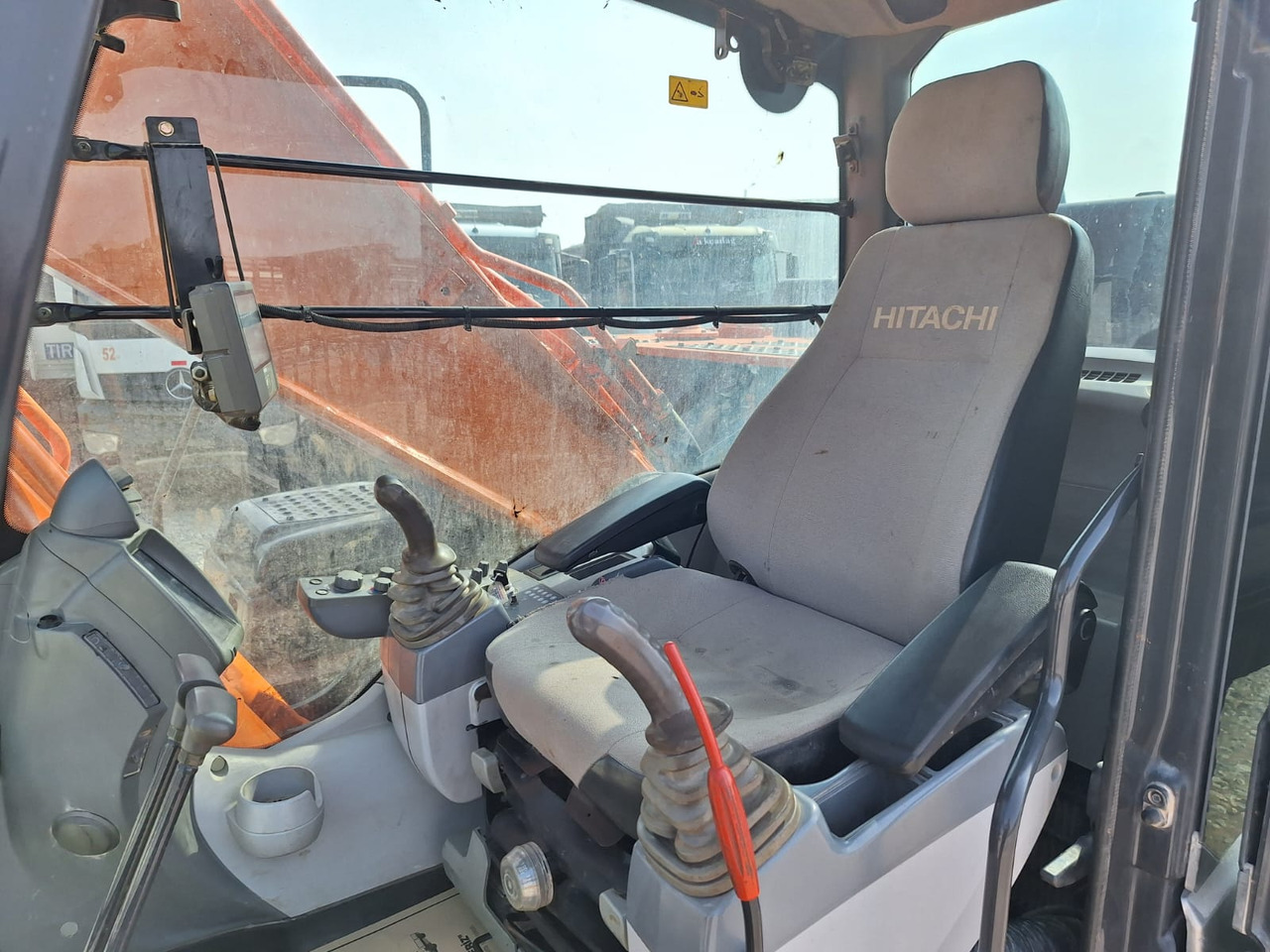 Leasing of HITACHI ZX 300 LCH-5A HITACHI ZX 300 LCH-5A: picture 16 Leasing of HITACHI ZX 300 LCH-5A HITACHI ZX 300 LCH-5A: picture 16