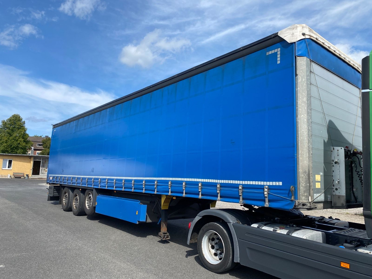 Schmitz Cargobull 3-achs Tautliner/Lift/Palettenkasten/ - Curtainsider semi-trailer: picture 3 Schmitz Cargobull 3-achs Tautliner/Lift/Palettenkasten/ - Curtainsider semi-trailer: picture 3