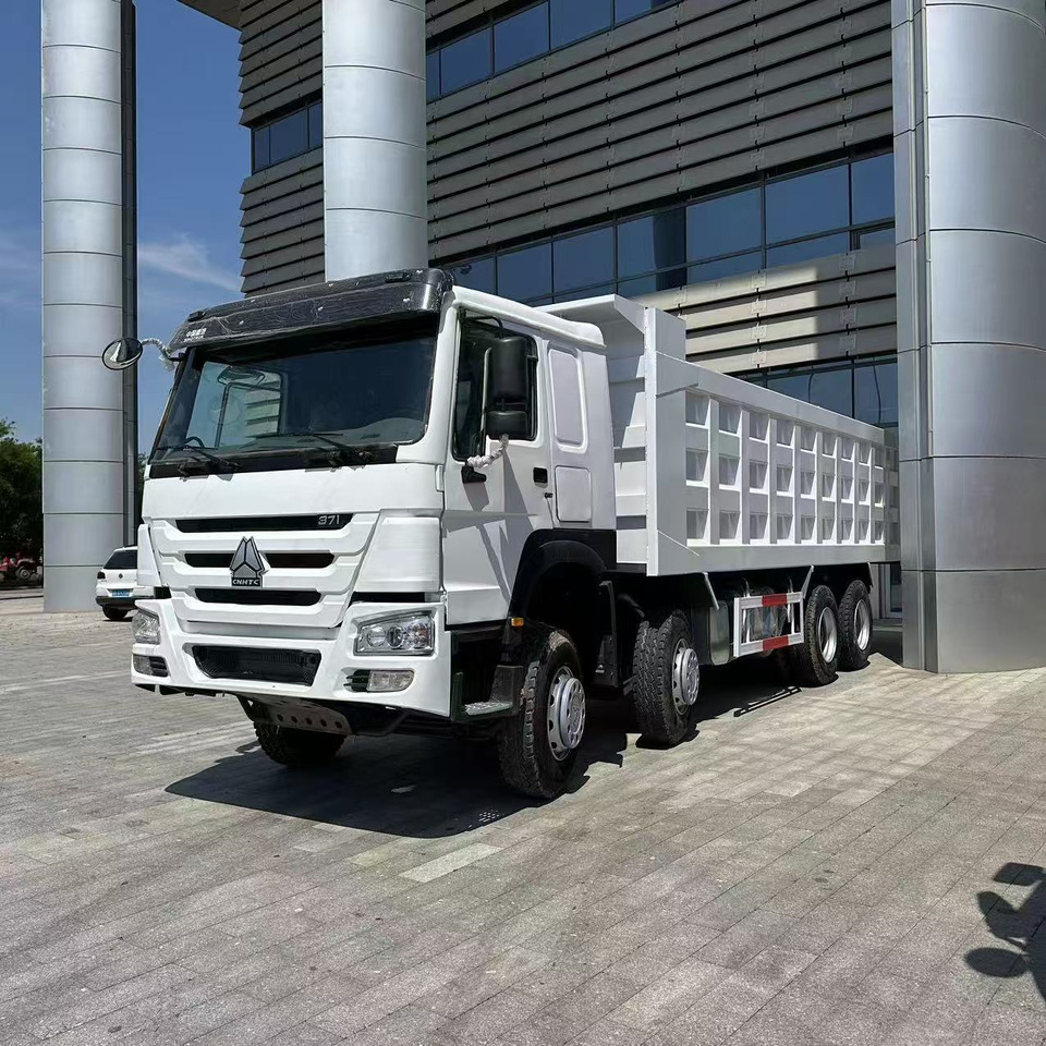 SINOTRUK howo 371 8x4 dump truck - Dumper: picture 1 SINOTRUK howo 371 8x4 dump truck - Dumper: picture 1