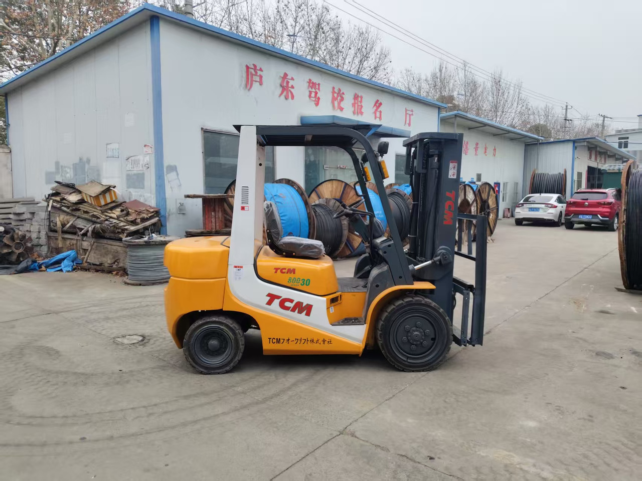 TCM FD30 Japan brand used 3 ton 4.5m diesel forklift Customizable mast clamps - Diesel forklift: picture 3 TCM FD30 Japan brand used 3 ton 4.5m diesel forklift Customizable mast clamps - Diesel forklift: picture 3