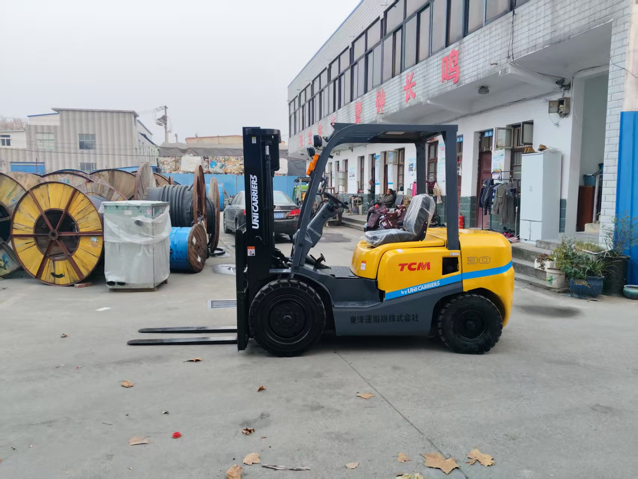 TCM FD30 Japan brand used 3 ton diesel forklift Customizable mast clamps - Diesel forklift: picture 4 TCM FD30 Japan brand used 3 ton diesel forklift Customizable mast clamps - Diesel forklift: picture 4