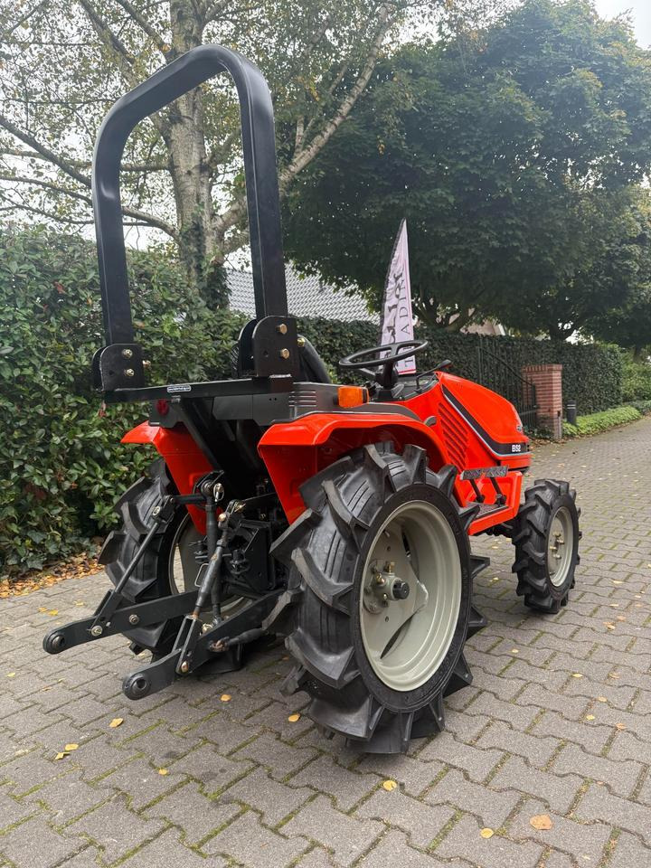 Kleintraktor Kubota B52 ab 49 € pro Monat. - Compact tractor: picture 3 Kleintraktor Kubota B52 ab 49 € pro Monat. - Compact tractor: picture 3