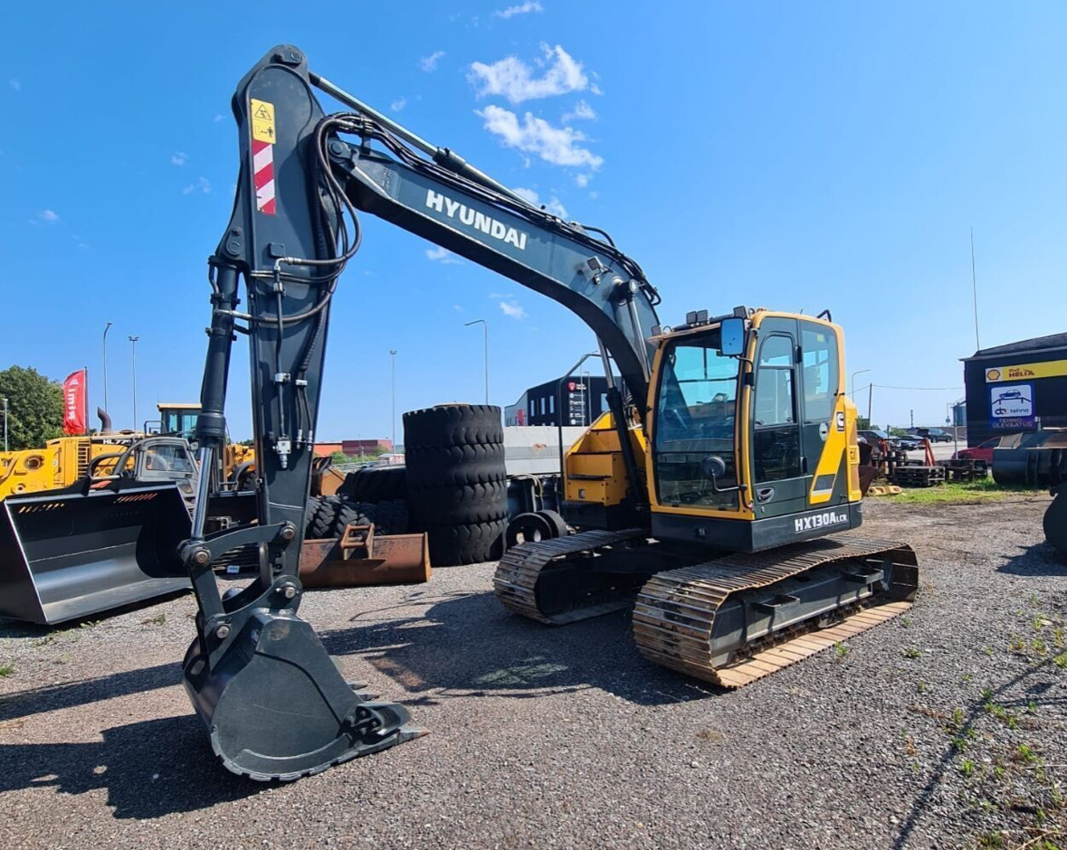 HYUNDAI HX130ALCR - Crawler excavator: picture 2 HYUNDAI HX130ALCR - Crawler excavator: picture 2