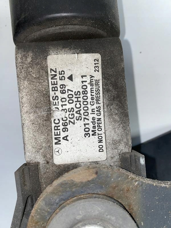AMORTYZATOR WSPORNIK KABINY ACTROS A9603106955 - Cab suspension for Truck: picture 3 AMORTYZATOR WSPORNIK KABINY ACTROS A9603106955 - Cab suspension for Truck: picture 3