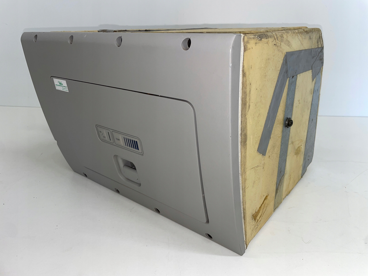 LODÓWKA CHŁODZIARKA VOLVO FH 20398817 , 061076791 - Cab and interior for Truck: picture 2 LODÓWKA CHŁODZIARKA VOLVO FH 20398817 , 061076791 - Cab and interior for Truck: picture 2