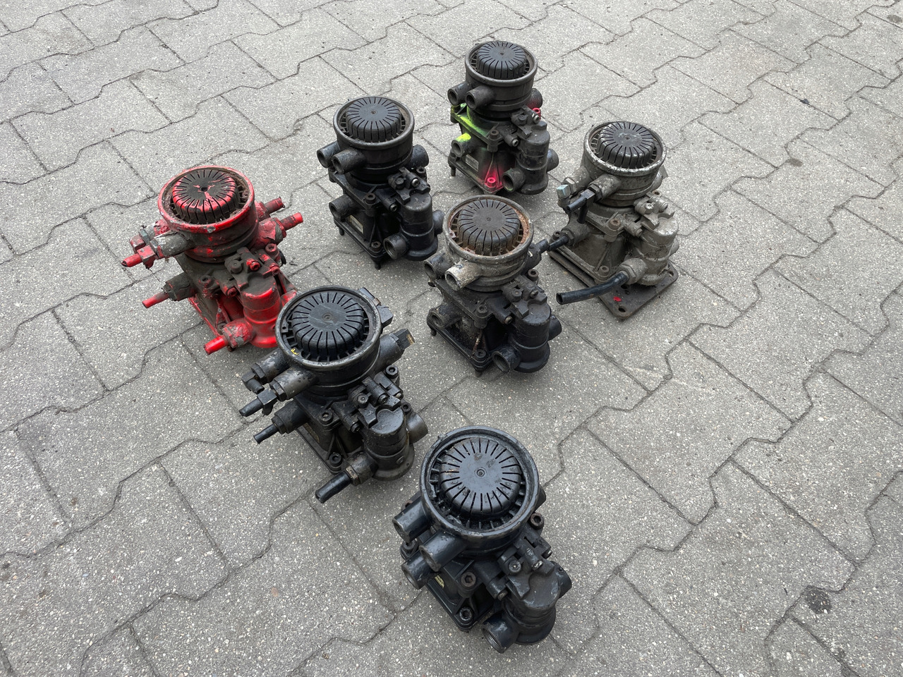 ZAWÓR PRZYCZEPY EBS MAN TGX TGS TGA 0486205022 81523016206 - Brake valve: picture 4 ZAWÓR PRZYCZEPY EBS MAN TGX TGS TGA 0486205022 81523016206 - Brake valve: picture 4