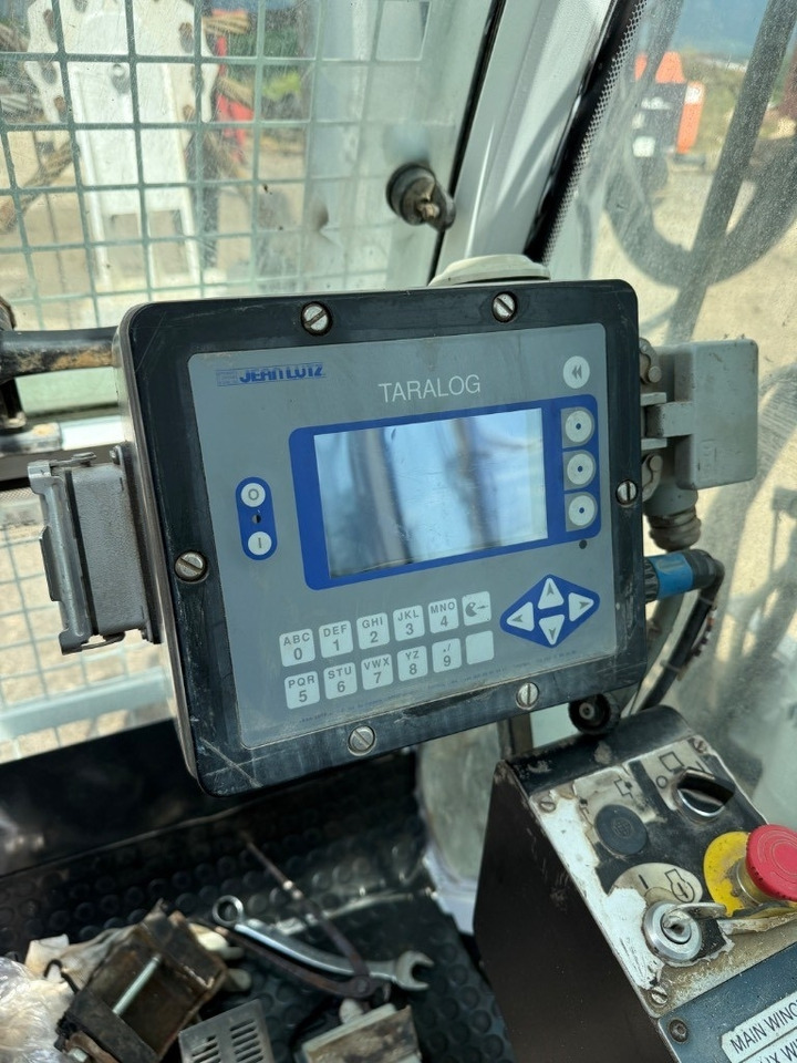 Soilmec R 210 - Pile driver: picture 5 Soilmec R 210 - Pile driver: picture 5