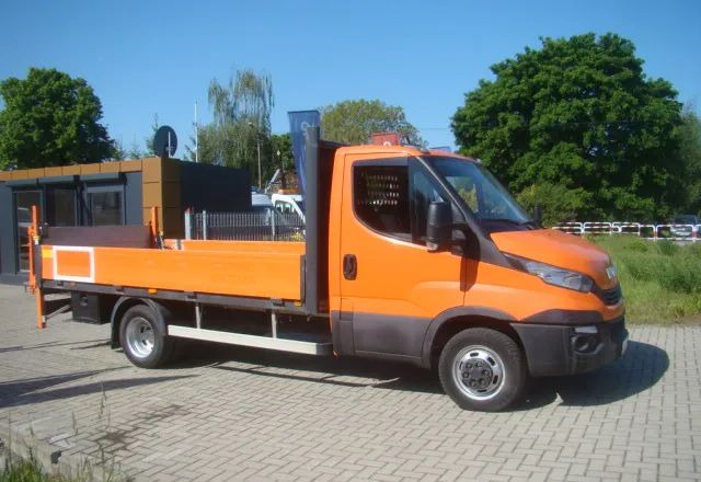 Iveco DAILY 35 C 15 WINDA 750KG 3.5T NA HAKU - Flatbed van: picture 4 Iveco DAILY 35 C 15 WINDA 750KG 3.5T NA HAKU - Flatbed van: picture 4