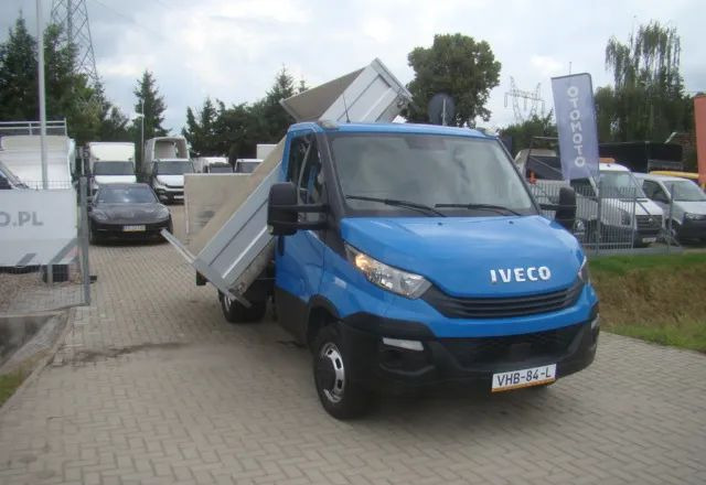 Iveco DAILY 50 C 17 3.0TDI WYWROTKA WINDA MECHANICZNA PRZYSTAWKA DO HYDRAULIKI - Tipper van: picture 2 Iveco DAILY 50 C 17 3.0TDI WYWROTKA WINDA MECHANICZNA PRZYSTAWKA DO HYDRAULIKI - Tipper van: picture 2