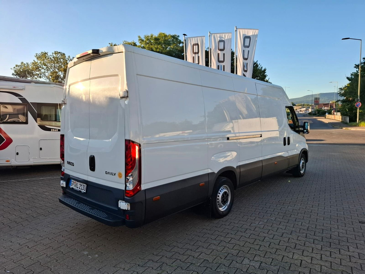 Iveco 35-160V/P, Luftfed., KLima, HiMatic, DAB,. - Panel van: picture 2 Iveco 35-160V/P, Luftfed., KLima, HiMatic, DAB,. - Panel van: picture 2