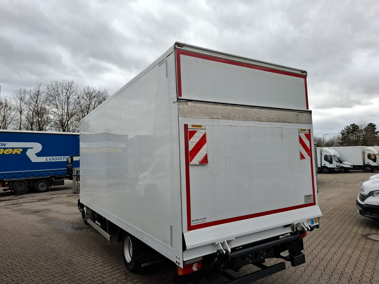 Iveco ML75-210P, Koffer, LBW, Klima, Luft,.. - Box van: picture 4 Iveco ML75-210P, Koffer, LBW, Klima, Luft,.. - Box van: picture 4