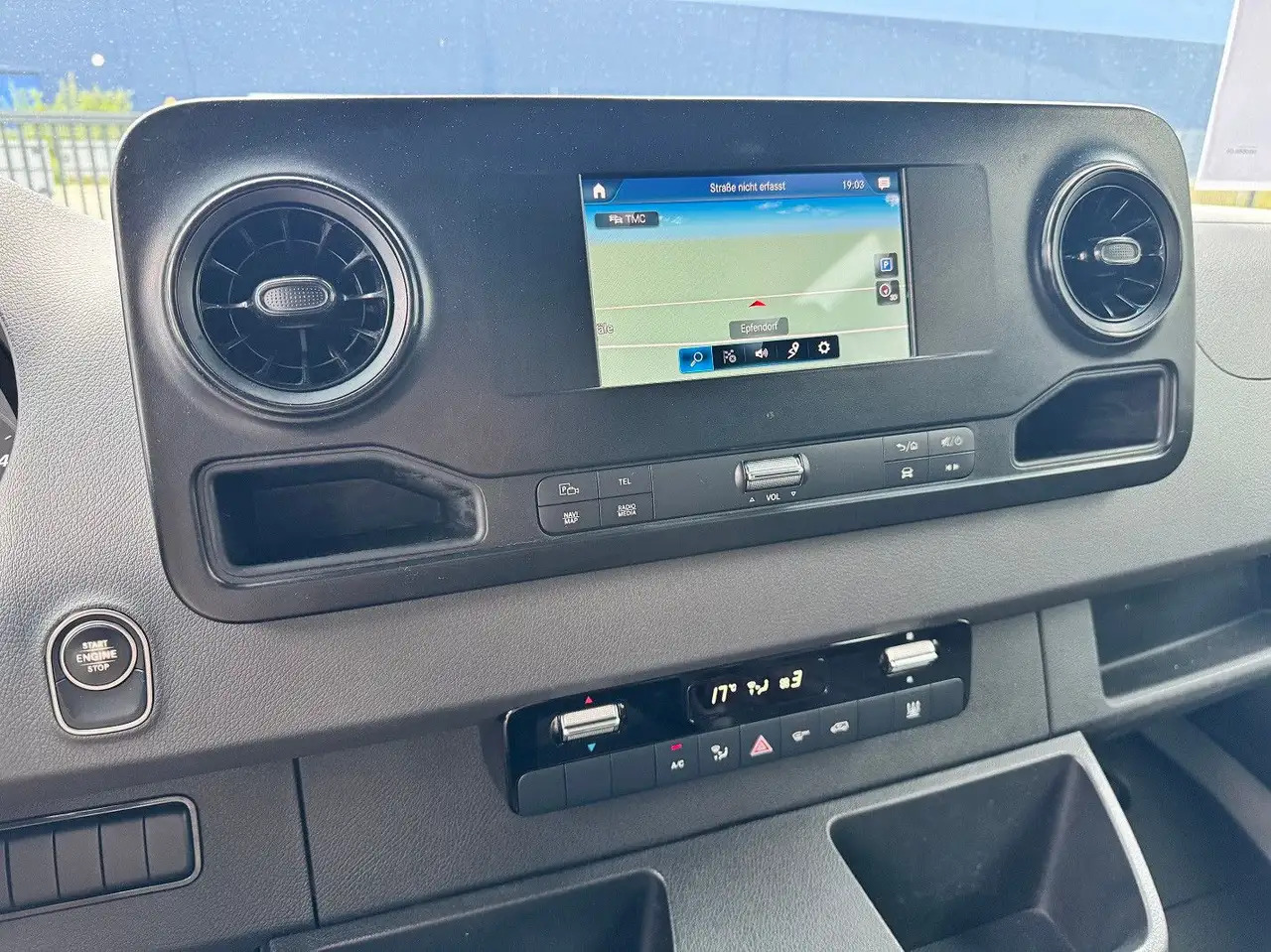 Leasing of Mercedes-Benz Sprinter 319 CDI Mixto Lang Hoch Klima AHK Mercedes-Benz Sprinter 319 CDI Mixto Lang Hoch Klima AHK: picture 11 Leasing of Mercedes-Benz Sprinter 319 CDI Mixto Lang Hoch Klima AHK Mercedes-Benz Sprinter 319 CDI Mixto Lang Hoch Klima AHK: picture 11