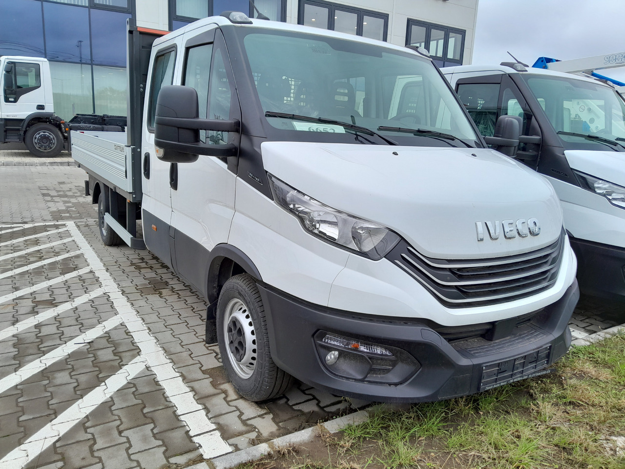 Iveco Daila 35 Daily C 18 H 3450 - Flatbed van: picture 5 Iveco Daila 35 Daily C 18 H 3450 - Flatbed van: picture 5