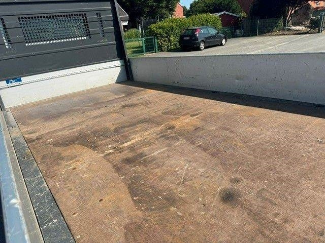 Flatbed van Mercedes-Benz 319 CDI: picture 9 Flatbed van Mercedes-Benz 319 CDI: picture 9